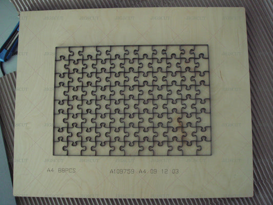 A4 puzzle die