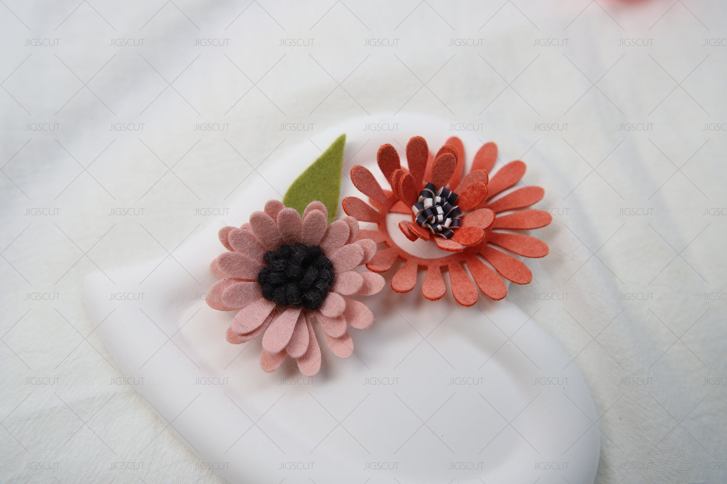 JIGSCUT-FL0042 FLOWER SHAPE CUTTING DIE