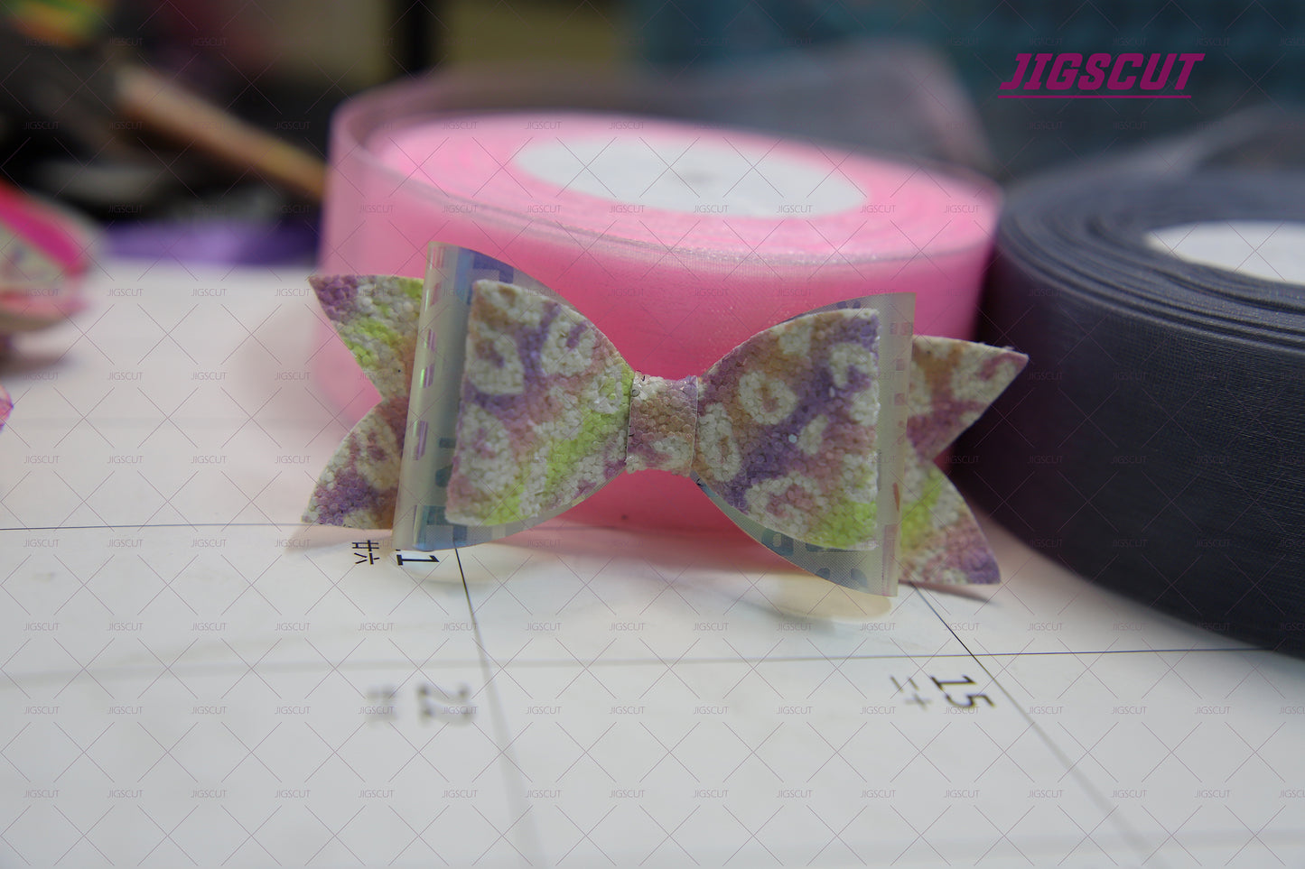 Hair Bow Cutting Die JIGSCUT-BOW0003 stock sales