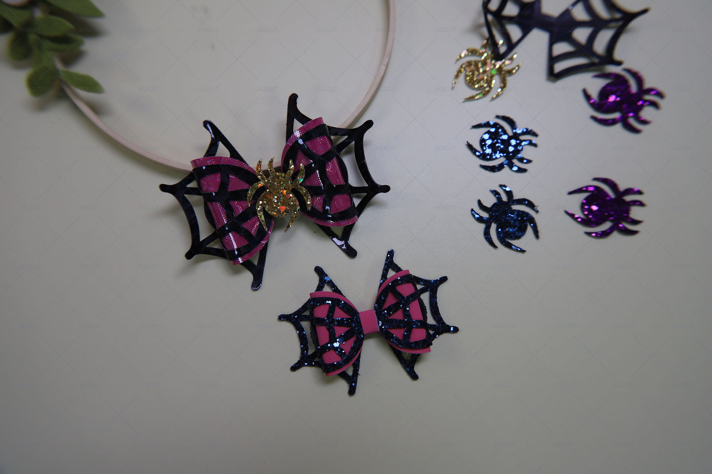 Hair Bow Cutting Die JIGSCUT-BOW0137 Spider Bow