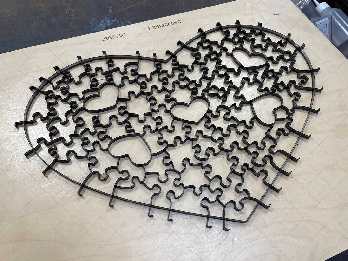 Unique Pcs Heart shape A3 size Puzzle Cutting Dies JIGSCUT UHD20260001